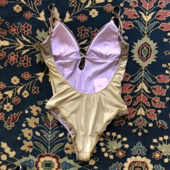 Grogor Pirouzi 'Jamie' One Piece Metallic Scoop Swimsuit - Picture 6 of 8